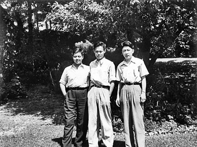 舍我其誰報國志，碧血丹心愛國情